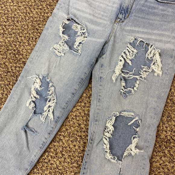BDG High Waisted Distressed Light Wash Mom Jeans - Picture 5 of 8